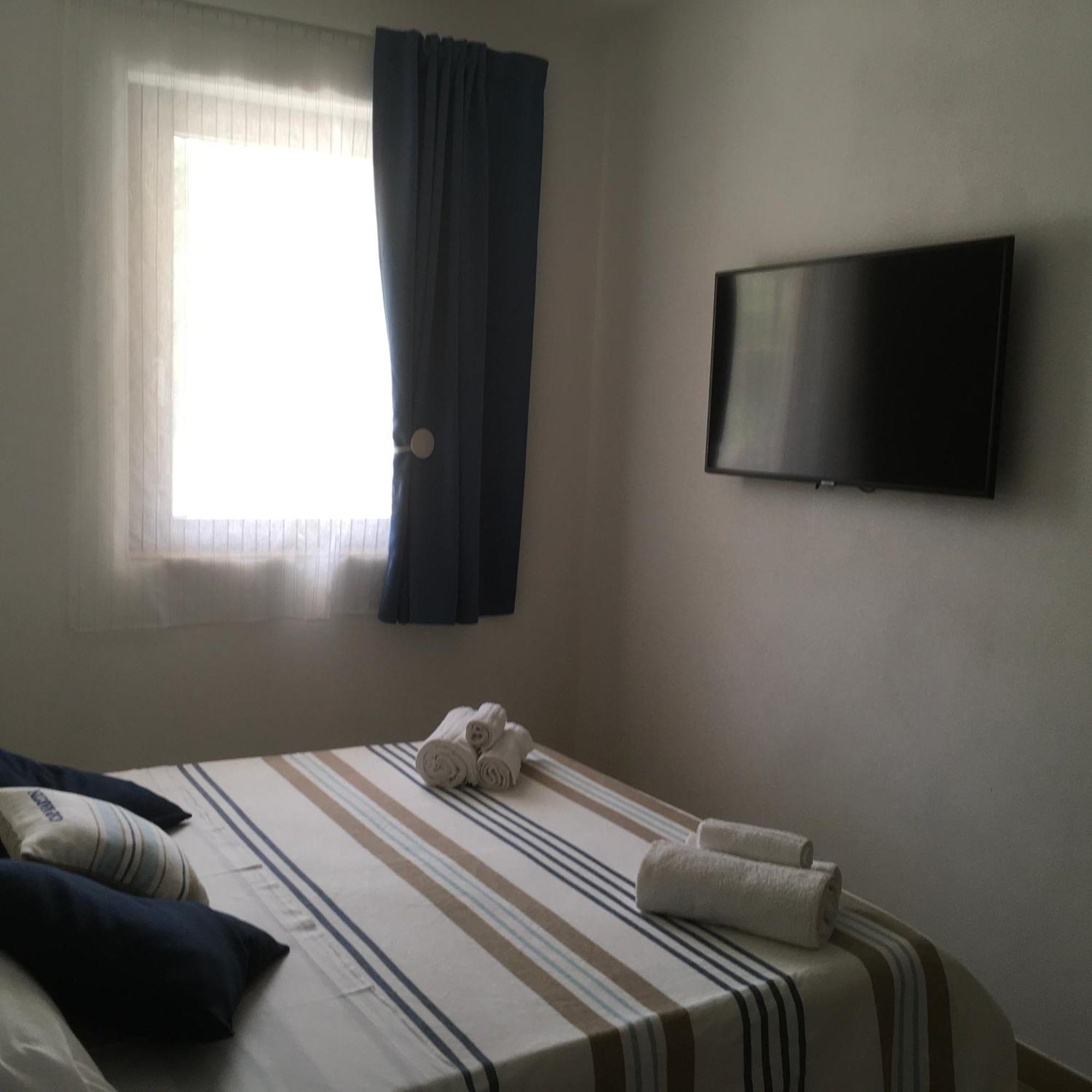 Agriturismo Adenzia 恩佩多克莱港 外观 照片