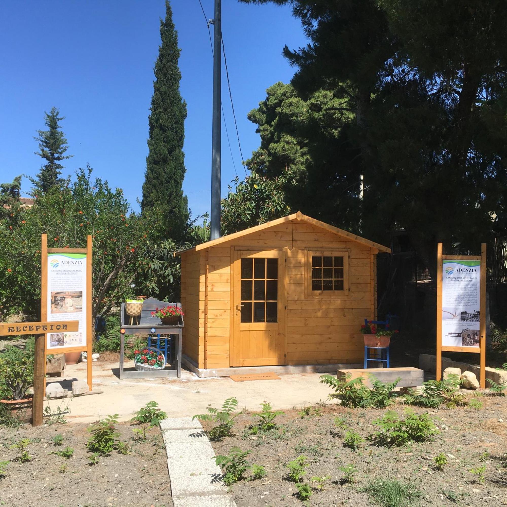 Agriturismo Adenzia 恩佩多克莱港 外观 照片